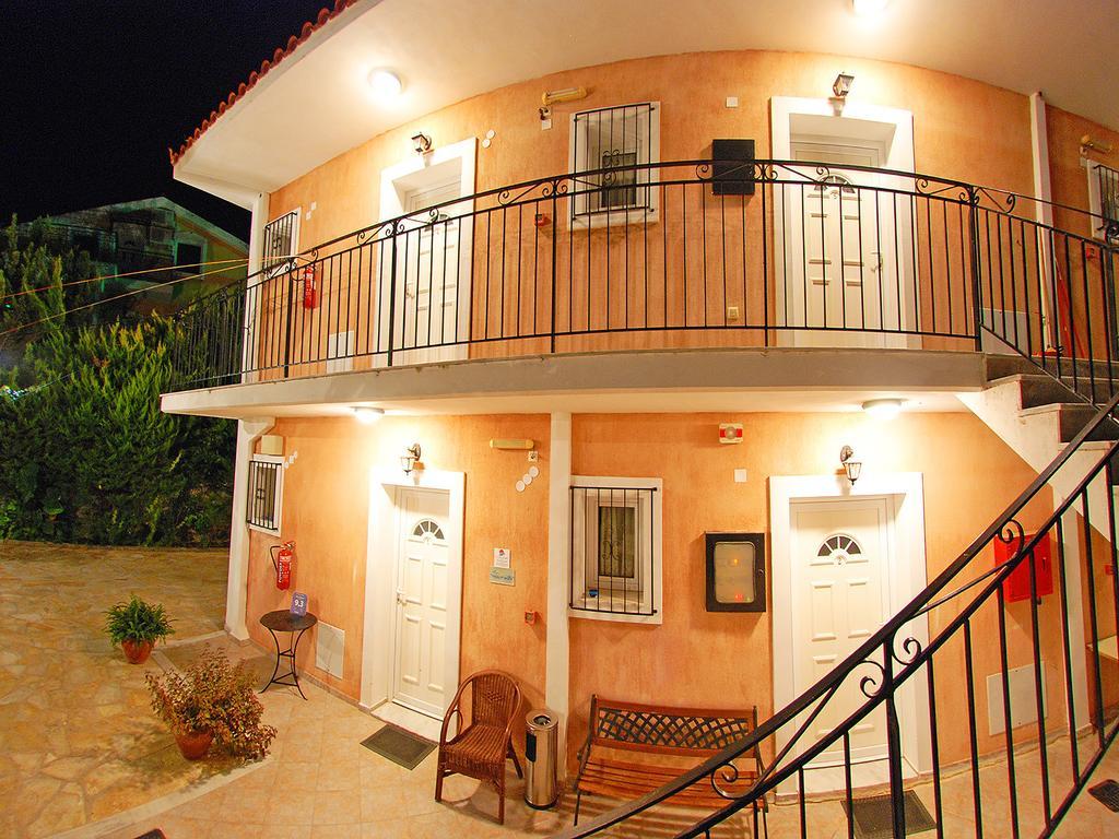 Emilia Apartments Trapezaki  Exterior foto