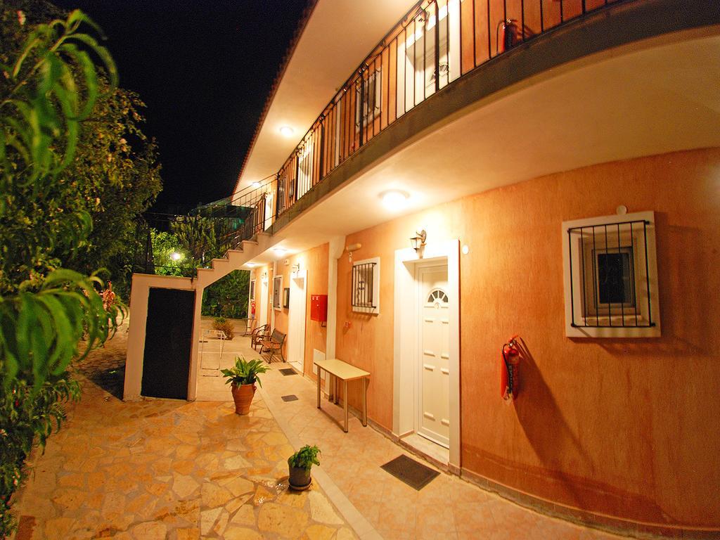 Emilia Apartments Trapezaki  Exterior foto